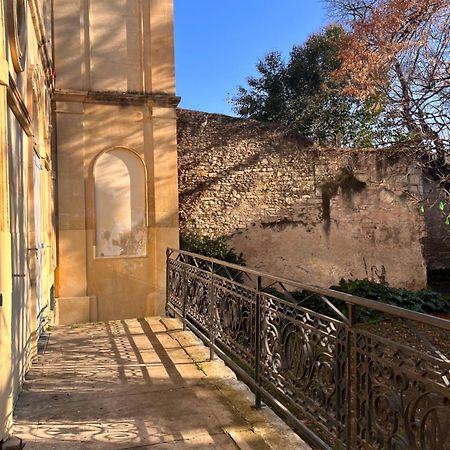 Le Studio Des Carmes Nîmes Exterior foto